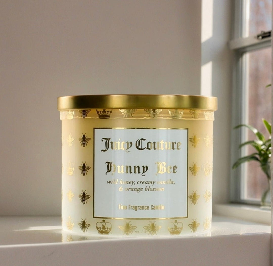 Juicy Couture 14.5 oz Soy Wax Blend 3 Wick Candle - Hunny Bee by Juicy Couture