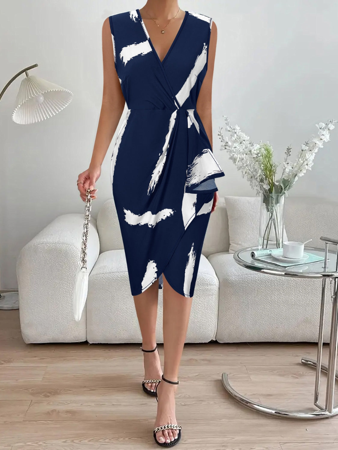 Women's Printed Surplice Sleeveless Knee Length Dress