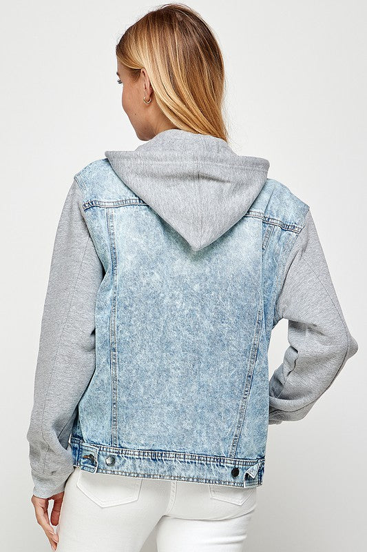 Women's Denim Jacket with Fleece Hoodie – Contrast Sleeves & Detachable Hood