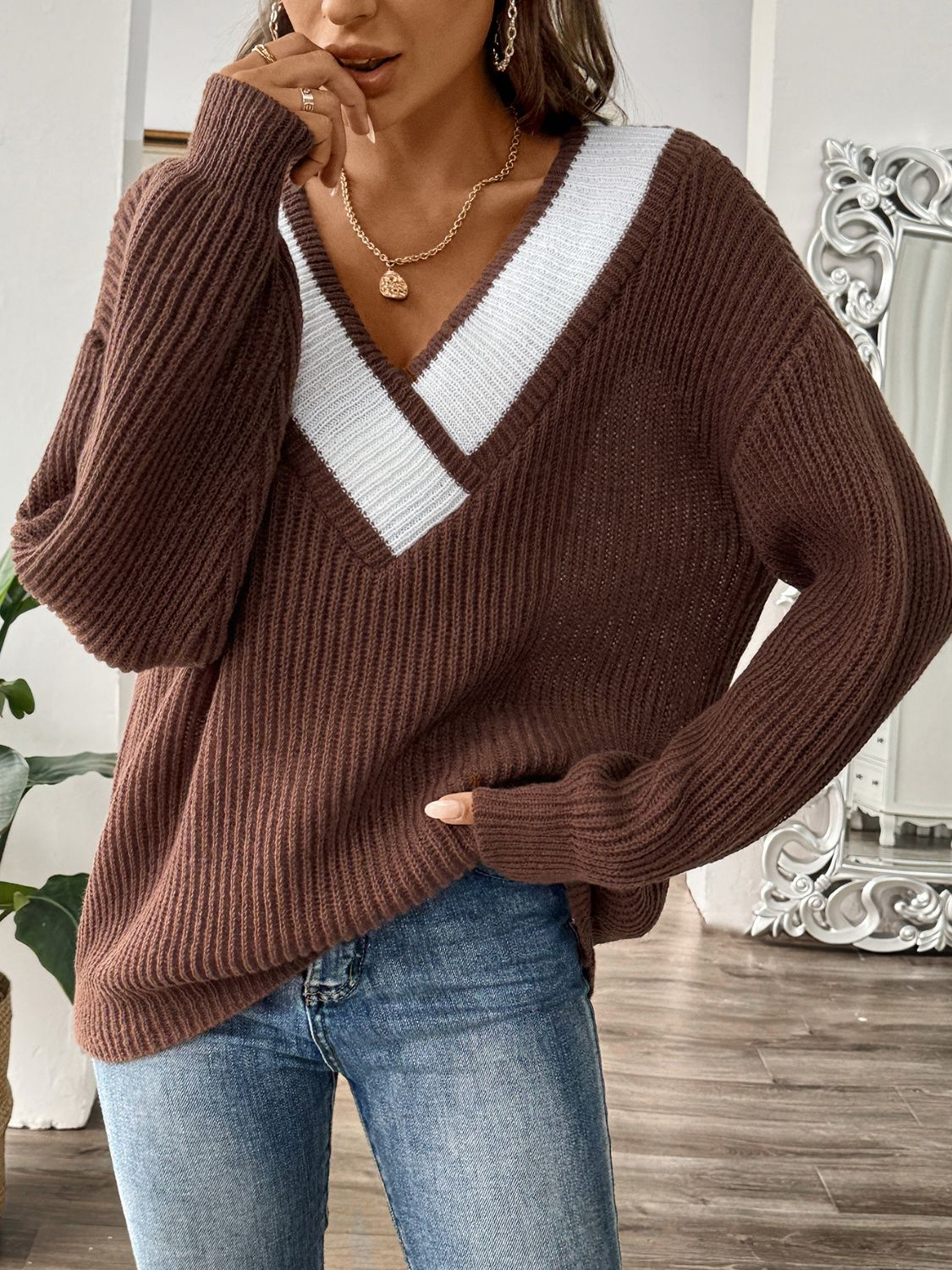 Women's Contrast Dropped Shoulder Long Sleeve Sweater