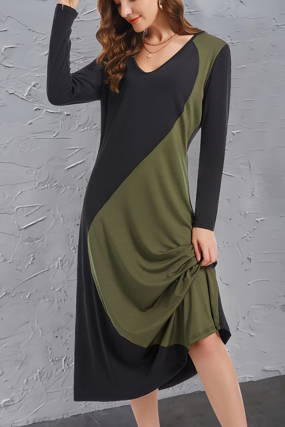 Women's Contrast Long Sleeve Midi Dress