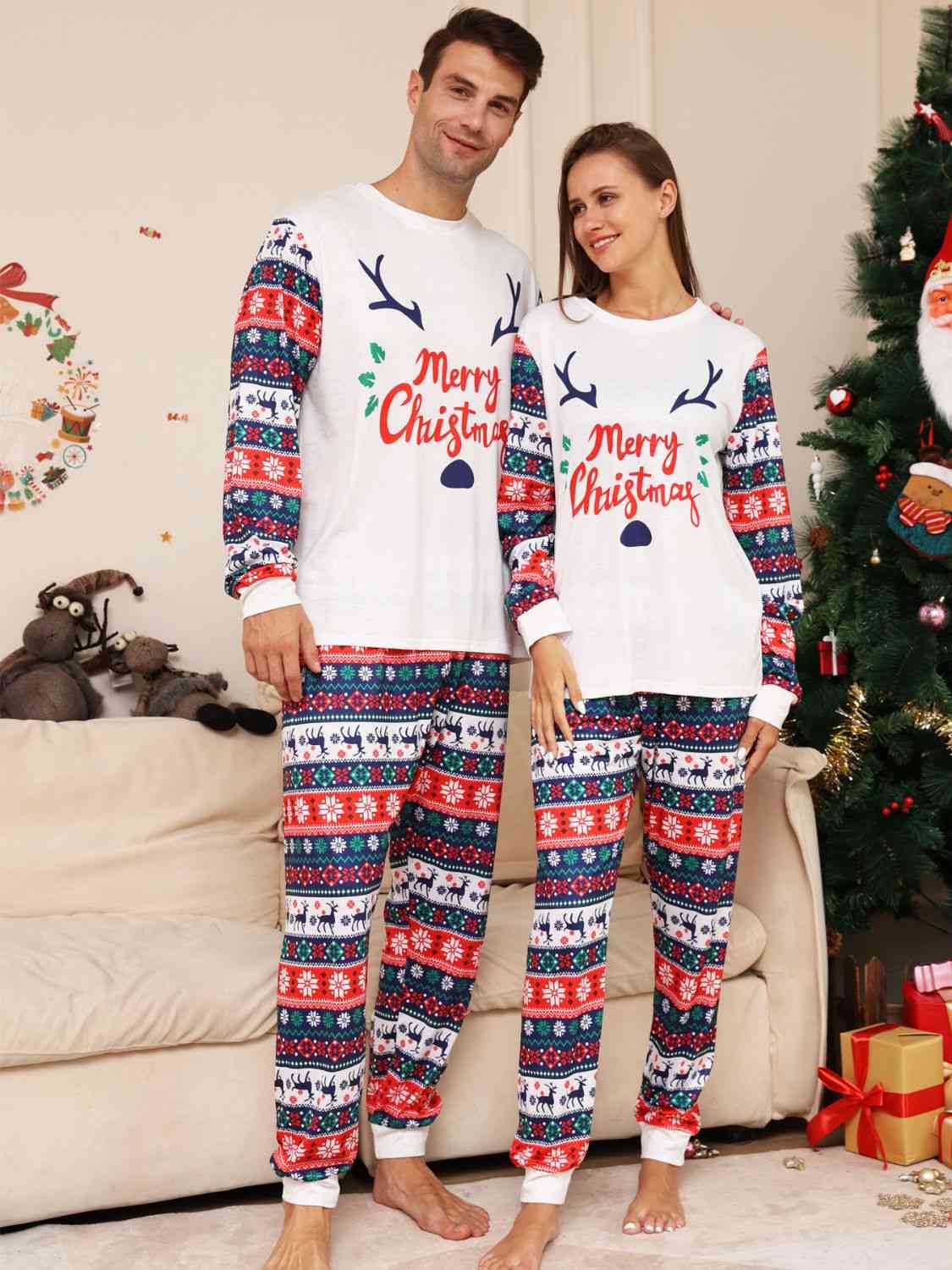 Unisex MERRY CHRISTMAS Top and Pants Pajama Set