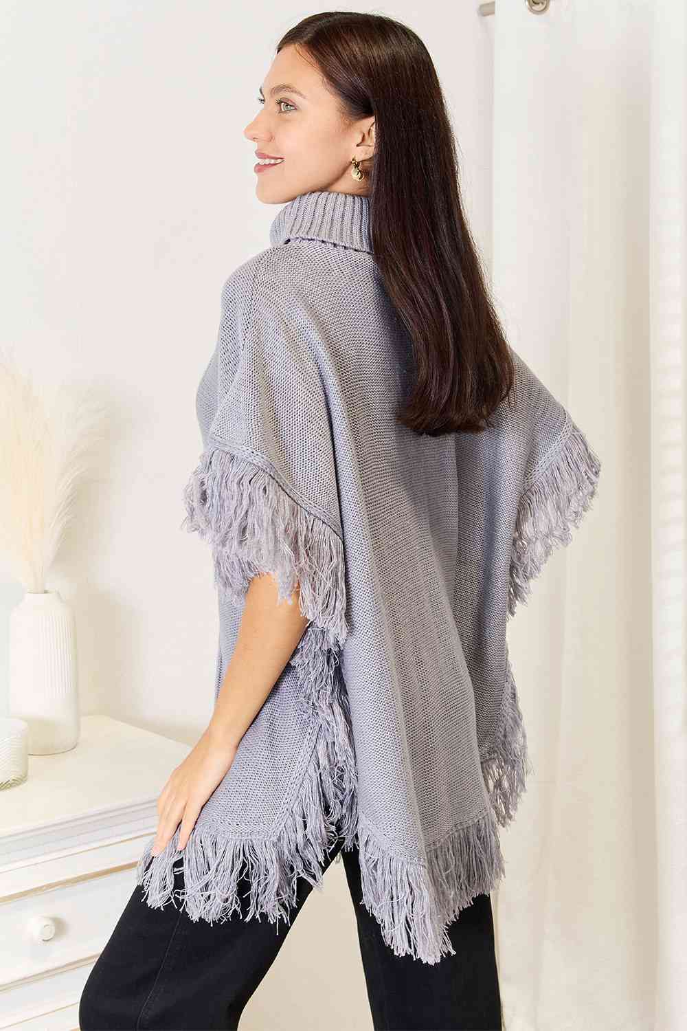 Justin Taylor Poncho con flecos y cuello de tortuga para mujer