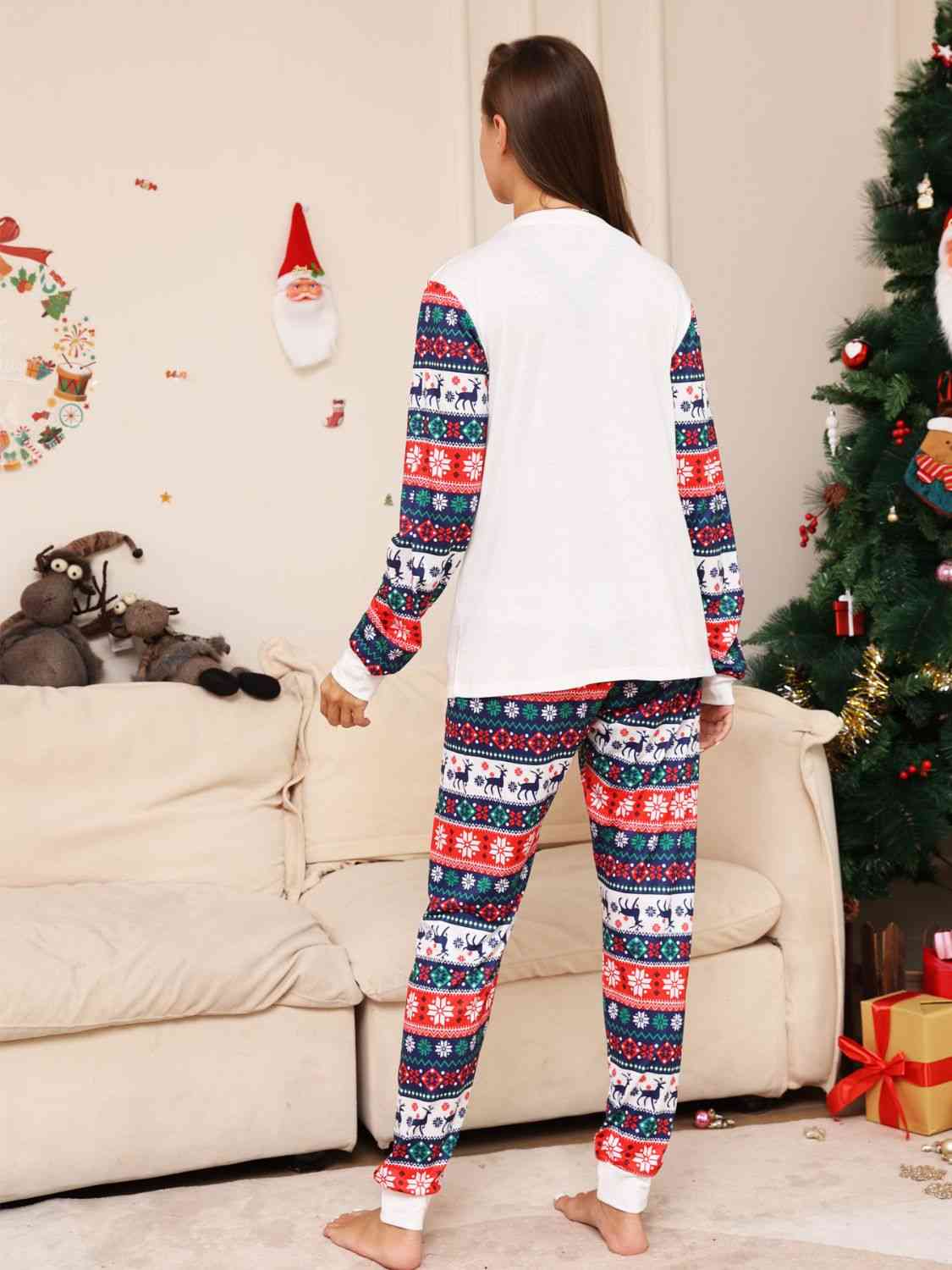 Unisex MERRY CHRISTMAS Top and Pants Pajama Set