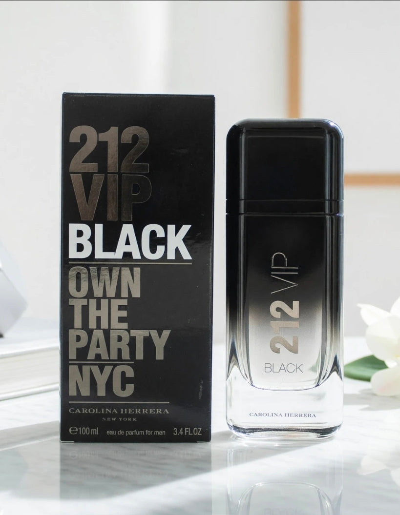 Carolina Herrera 212 VIP Black Eau De Parfum Spray For Men 3.4 Oz by Carolina Herrera