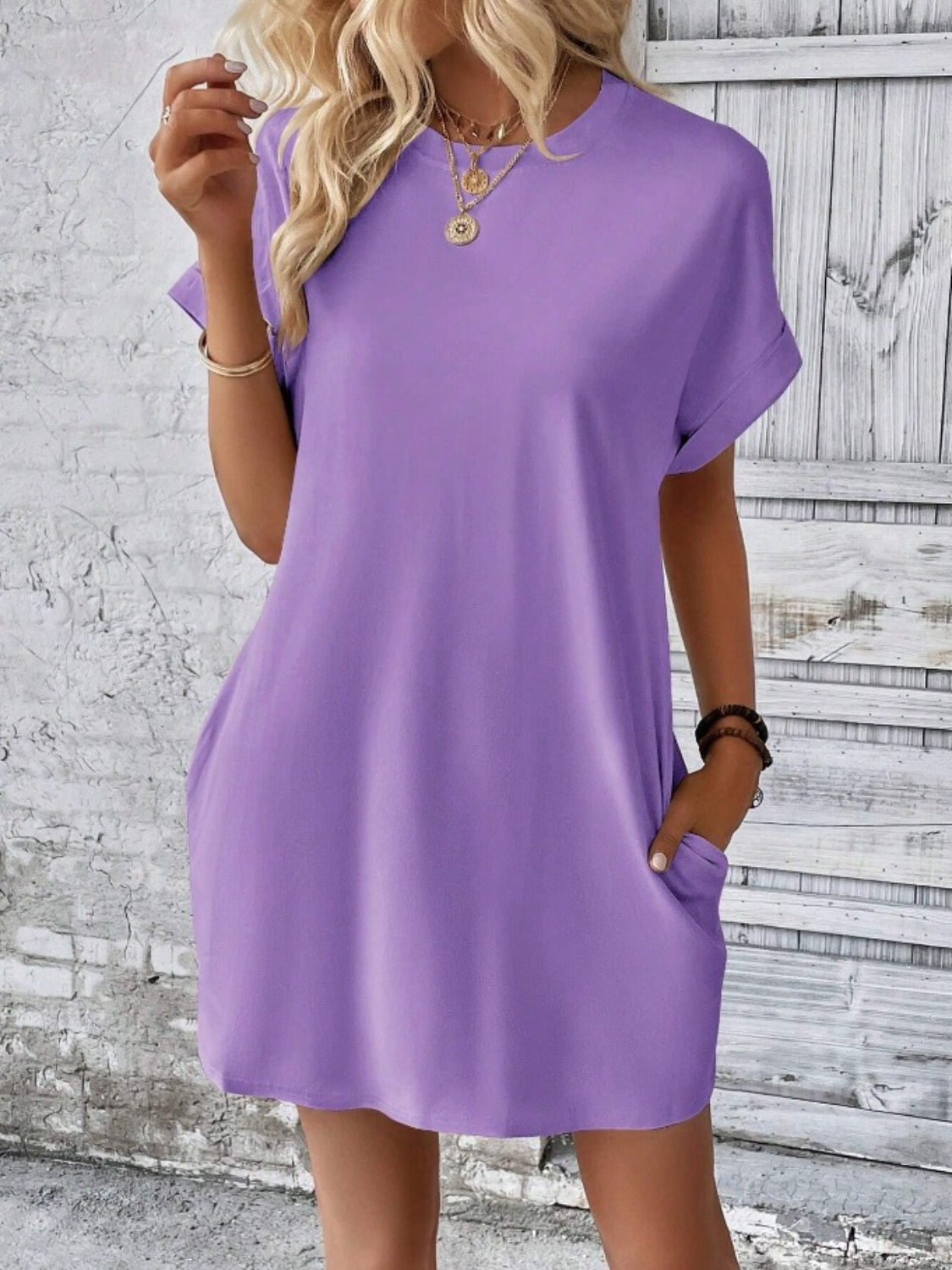 Women's Pocketed Round Neck Short Sleeve Mini Dress