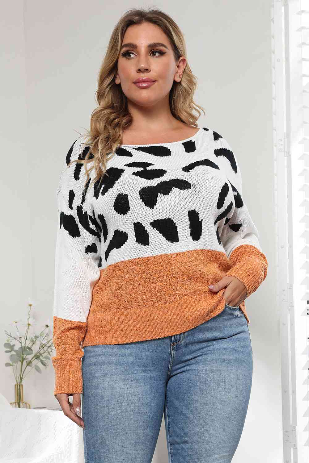 Top tipo suéter de manga larga con estampado de leopardo y cuello redondo de talla grande - 3 colores