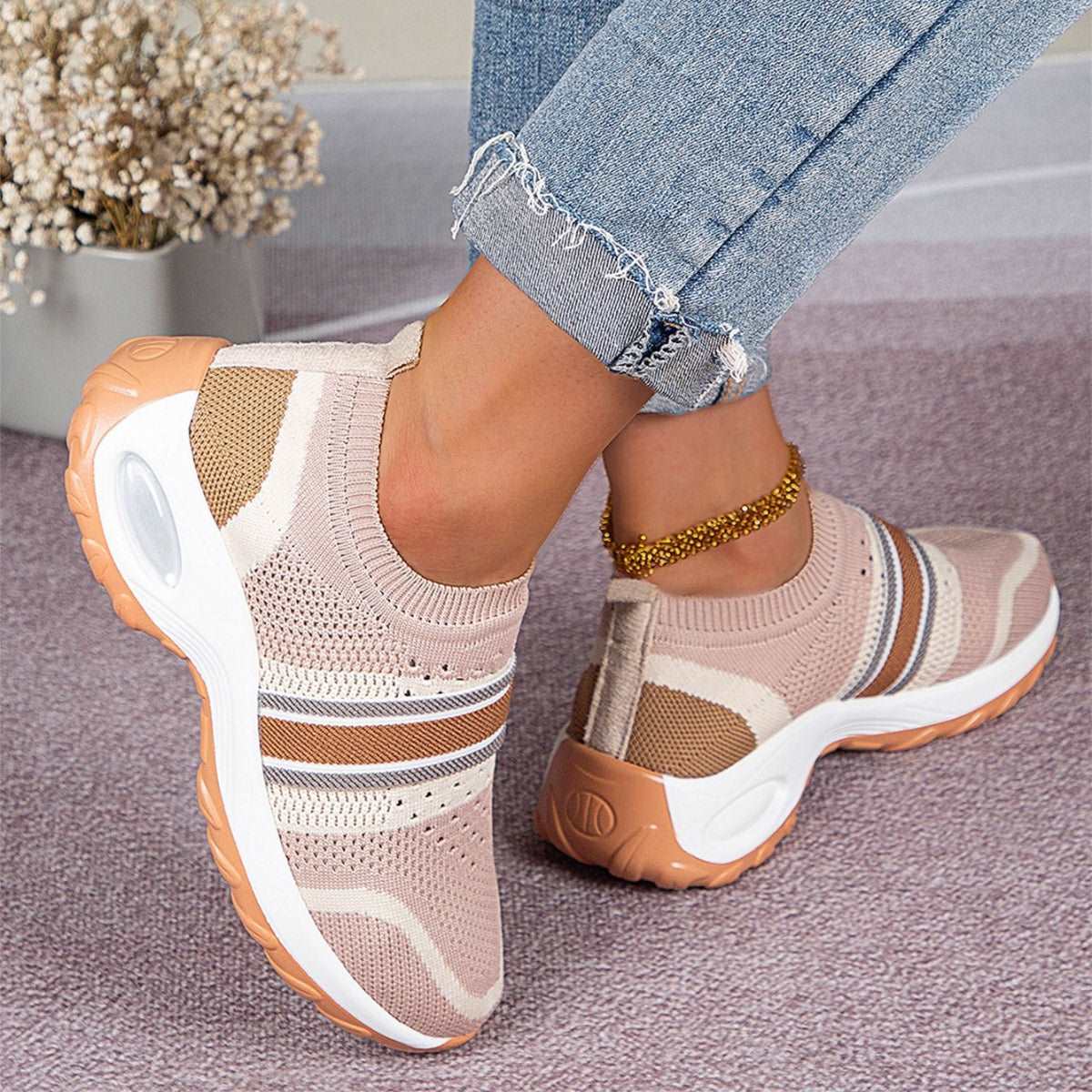 Breathable Round Toe Sneakers