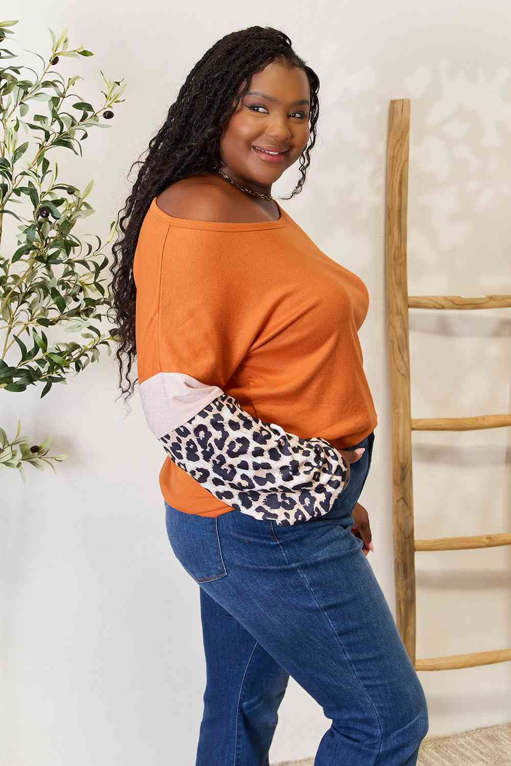 Double Take Plus Size Leopard Print Long Sleeve Round Neck Sweatshirt Top