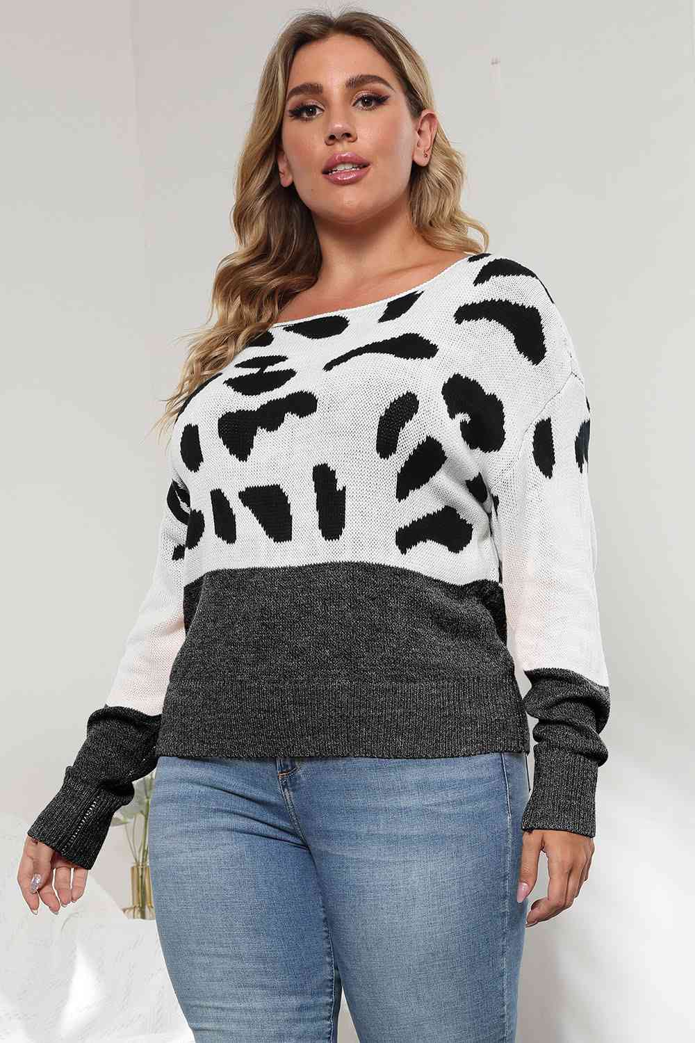 Top tipo suéter de manga larga con estampado de leopardo y cuello redondo de talla grande - 3 colores