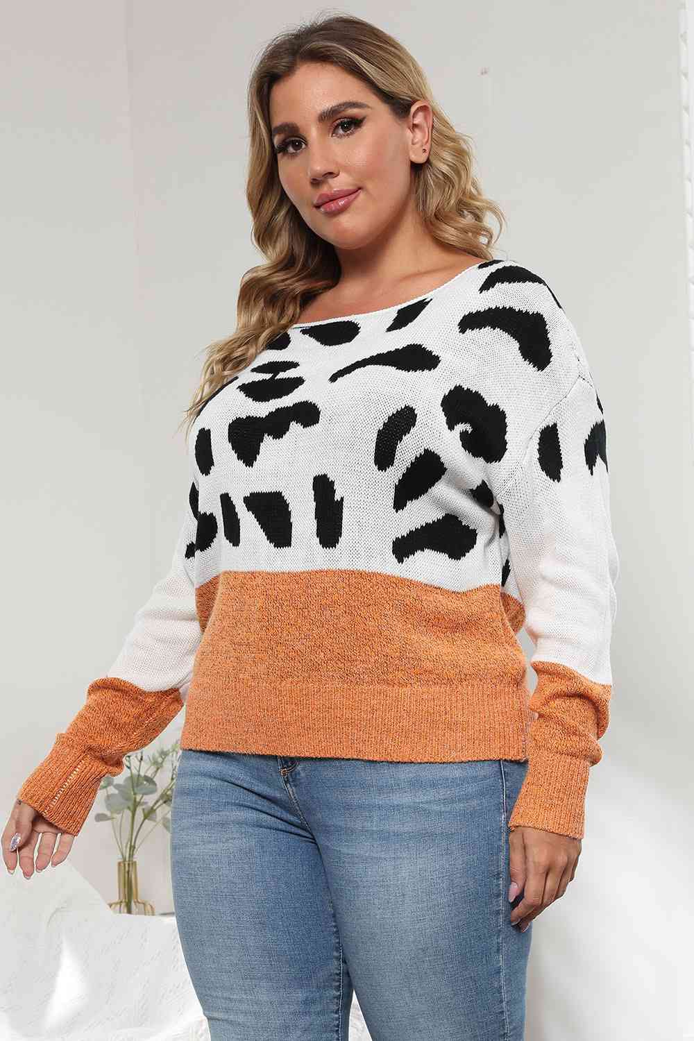 Top tipo suéter de manga larga con estampado de leopardo y cuello redondo de talla grande - 3 colores