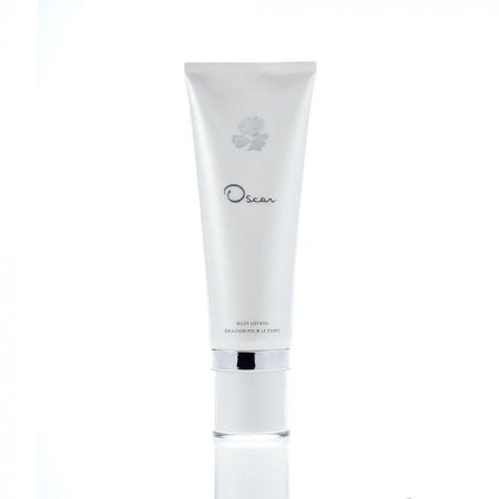 Oscar De La Renta Body Lotion by Oscar De La Renta