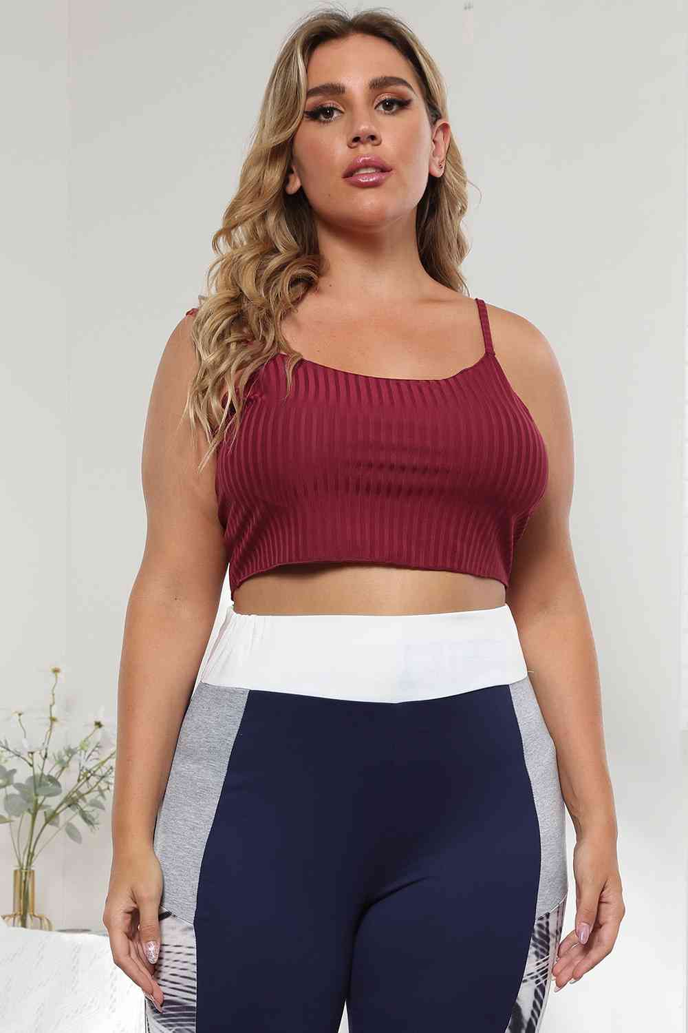 Top con tirantes finos de canalé de talla grande