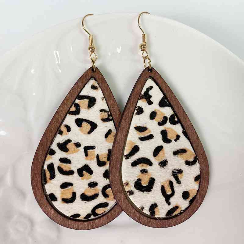 Women's Teardrop Shape Wooden Dangle Earrings